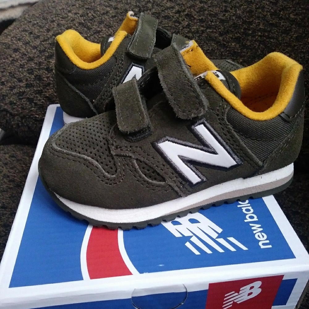 New Balance 520 Boys Toddler Olive Sneakers Shoes